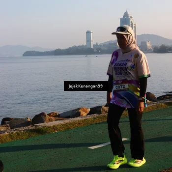 Runner Photo 6103898