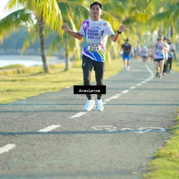 Runner Photo 6103923