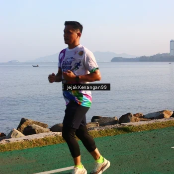 Runner Photo 6103968