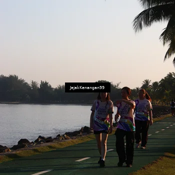 Runner Photo 6104026