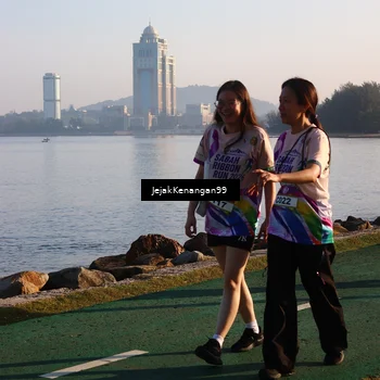 Runner Photo 6104064