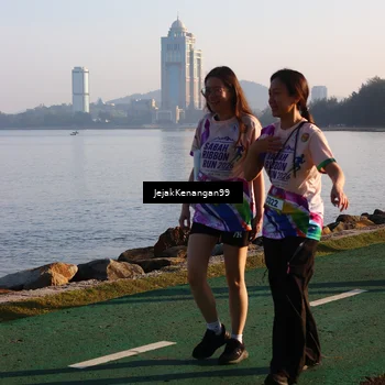 Runner Photo 6104075