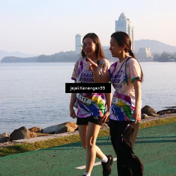 Runner Photo 6104084
