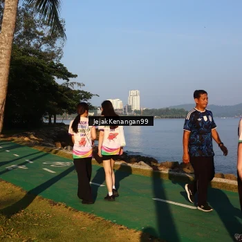 Runner Photo 6104145