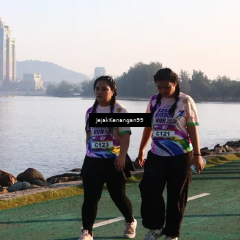 Runner Photo 6104192