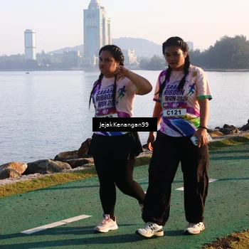Runner Photo 6104194
