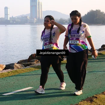 Runner Photo 6104201
