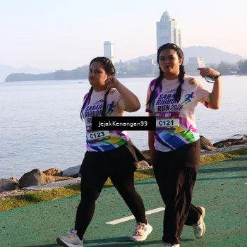 Runner Photo 6104212
