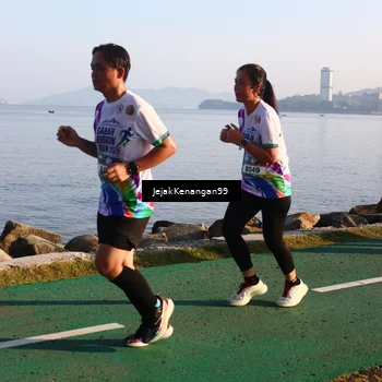 Runner Photo 6104222