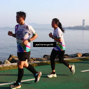 Runner Photo 6104231