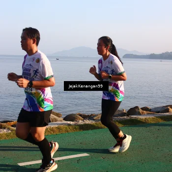 Runner Photo 6104234
