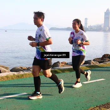 Runner Photo 6104240