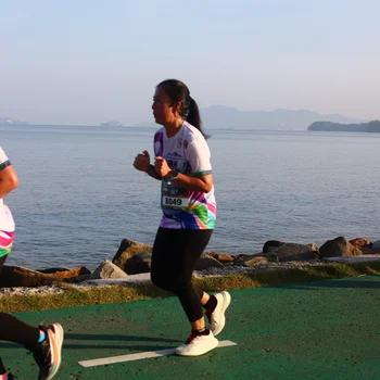 Runner Photo 6104244