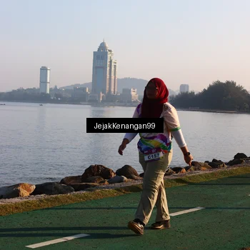 Runner Photo 6104280