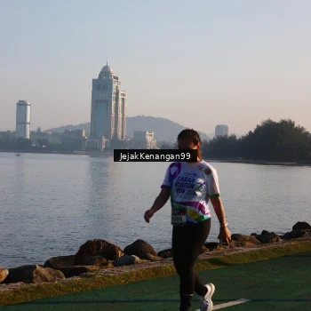 Runner Photo 6104328