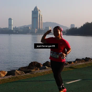 Runner Photo 6104377