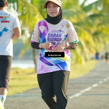 Runner Photo 6104400