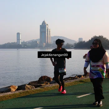 Runner Photo 6104404