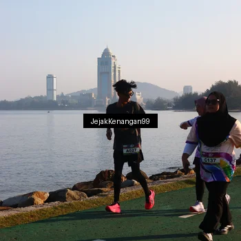 Runner Photo 6104413