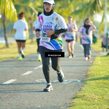 Runner Photo 6104424