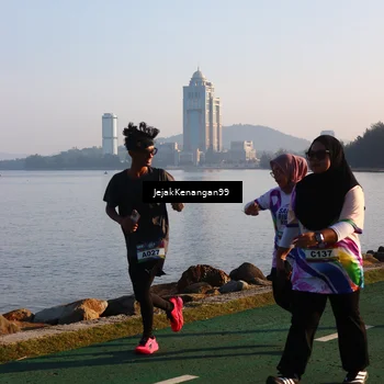 Runner Photo 6104426