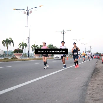 Runner Photo 6104474