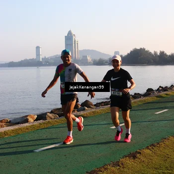 Runner Photo 6104494
