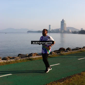 Runner Photo 6104551