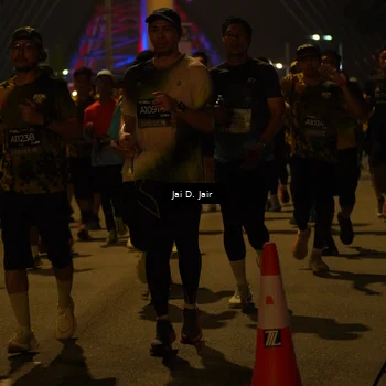 Runner Photo 6104582