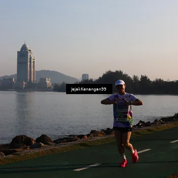 Runner Photo 6104590