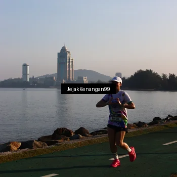 Runner Photo 6104606