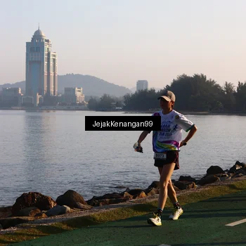 Runner Photo 6104630