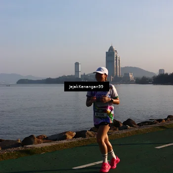 Runner Photo 6104635
