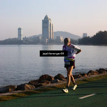 Runner Photo 6104687