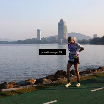 Runner Photo 6104701