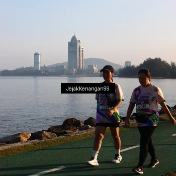 Runner Photo 6104748