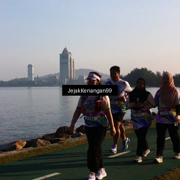 Runner Photo 6104821