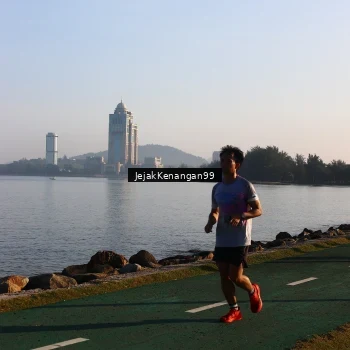 Runner Photo 6104851