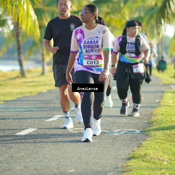 Runner Photo 6104875