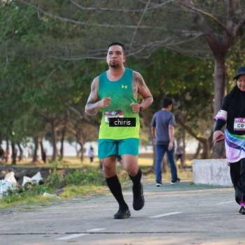 Runner Photo 6104885