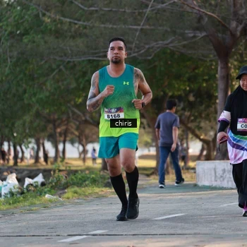 Runner Photo 6104896