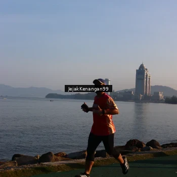 Runner Photo 6104900