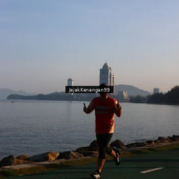 Runner Photo 6104902