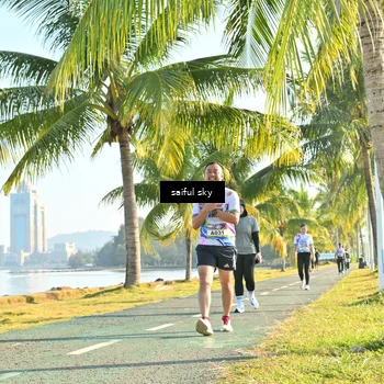Runner Photo 6104915