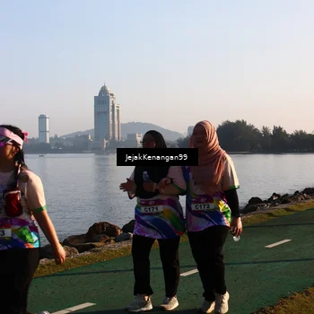 Runner Photo 6104917