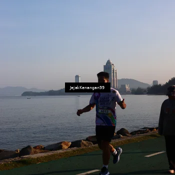Runner Photo 6104936