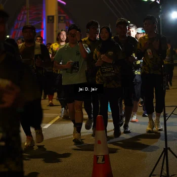 Runner Photo 6104938