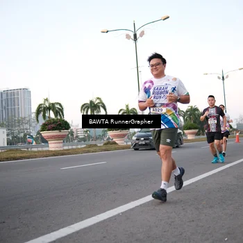 Runner Photo 6105019