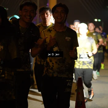 Runner Photo 6105042