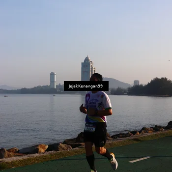 Runner Photo 6105051